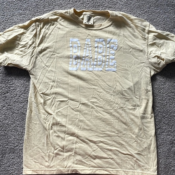 “Babe” T-Shirt - Picture 1 of 1